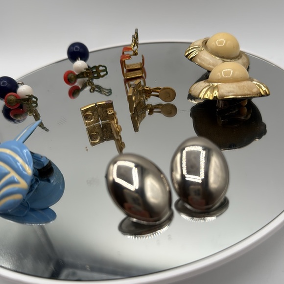 Clip On Earrings Lot of 6 pairs vintage - Picture 6 of 6